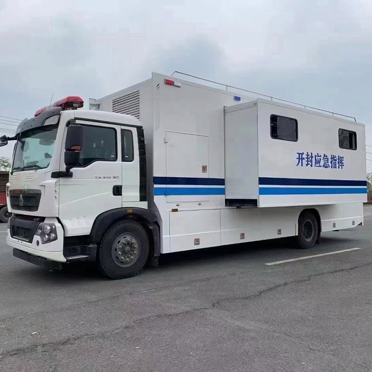 國六時代下的應急保障車隊 大型通信指揮車、消防應急通訊車、宿營保障車的協同作戰